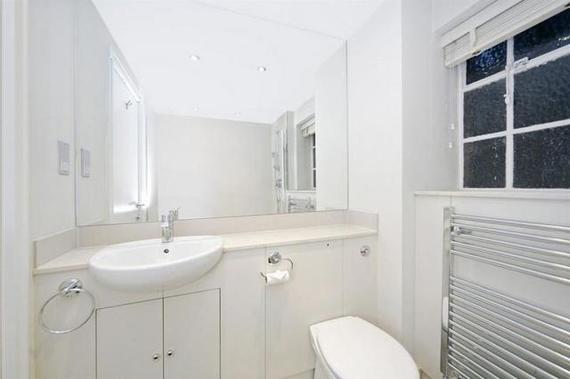 2 bedroom Flat to re...